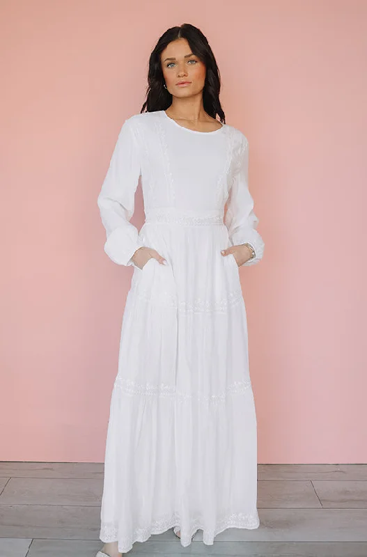 Women's maxi dress rose whisper -Elizabeth Embroidered Maxi White Dress - Restocked