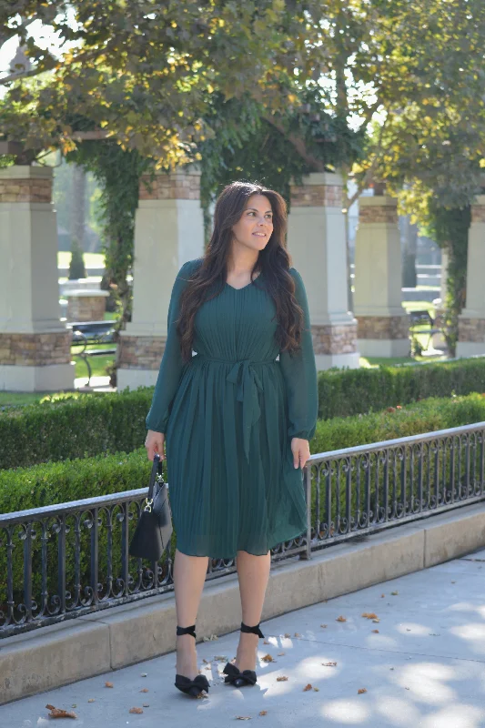 ladies-midi-dress-eggplant-elegance-Tulla Emerald Green Midi Dress (Plus Size Available)