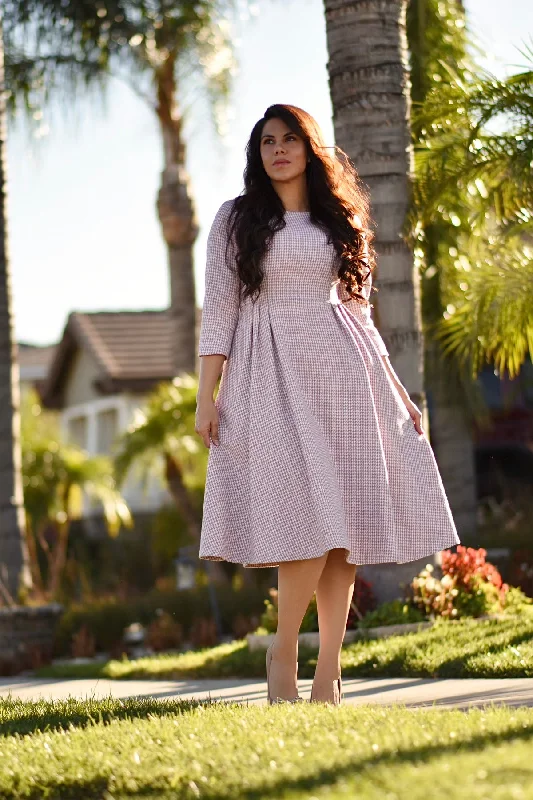 ladies-midi-dress-influencer-inspire-Asos Pink Houndstooth Midi Dress